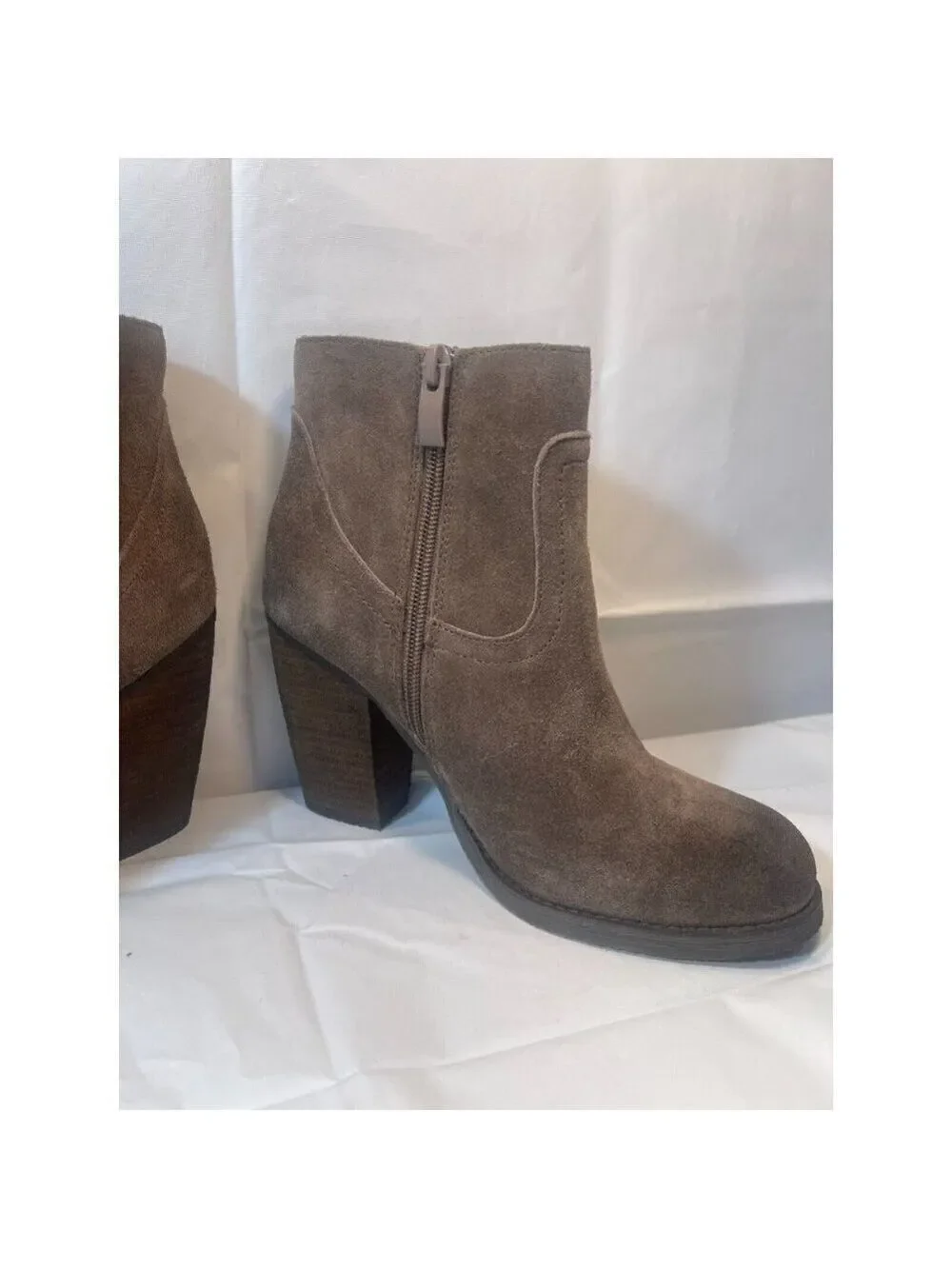 Sbicca Marimba Fringe ankle BOOT WESTERN  Taupe Size 7.5M